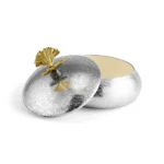 ⁦Michael Aram Butterfly Ginkgo Round Trinket Box⁩ - الصورة ⁦3⁩